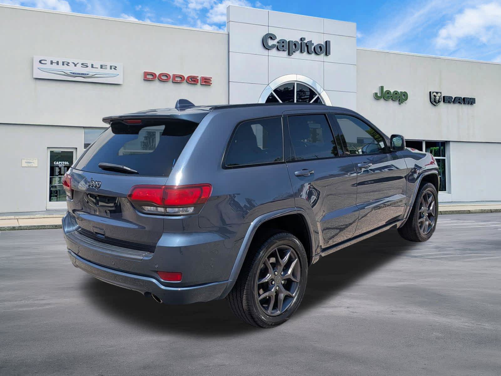 Certified 2021 Jeep Grand Cherokee Limited w/ Quick Order Package 28K 80th AWD/4WD image 4
