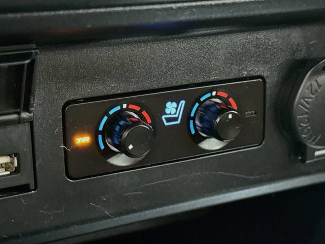 Used 2023 Toyota 4Runner Limited AWD/4WD image 21