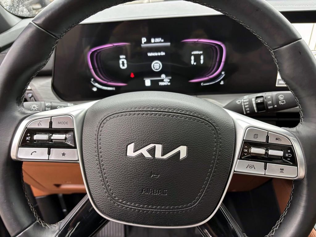 Used 2023 Kia Telluride EX X-Line image 16