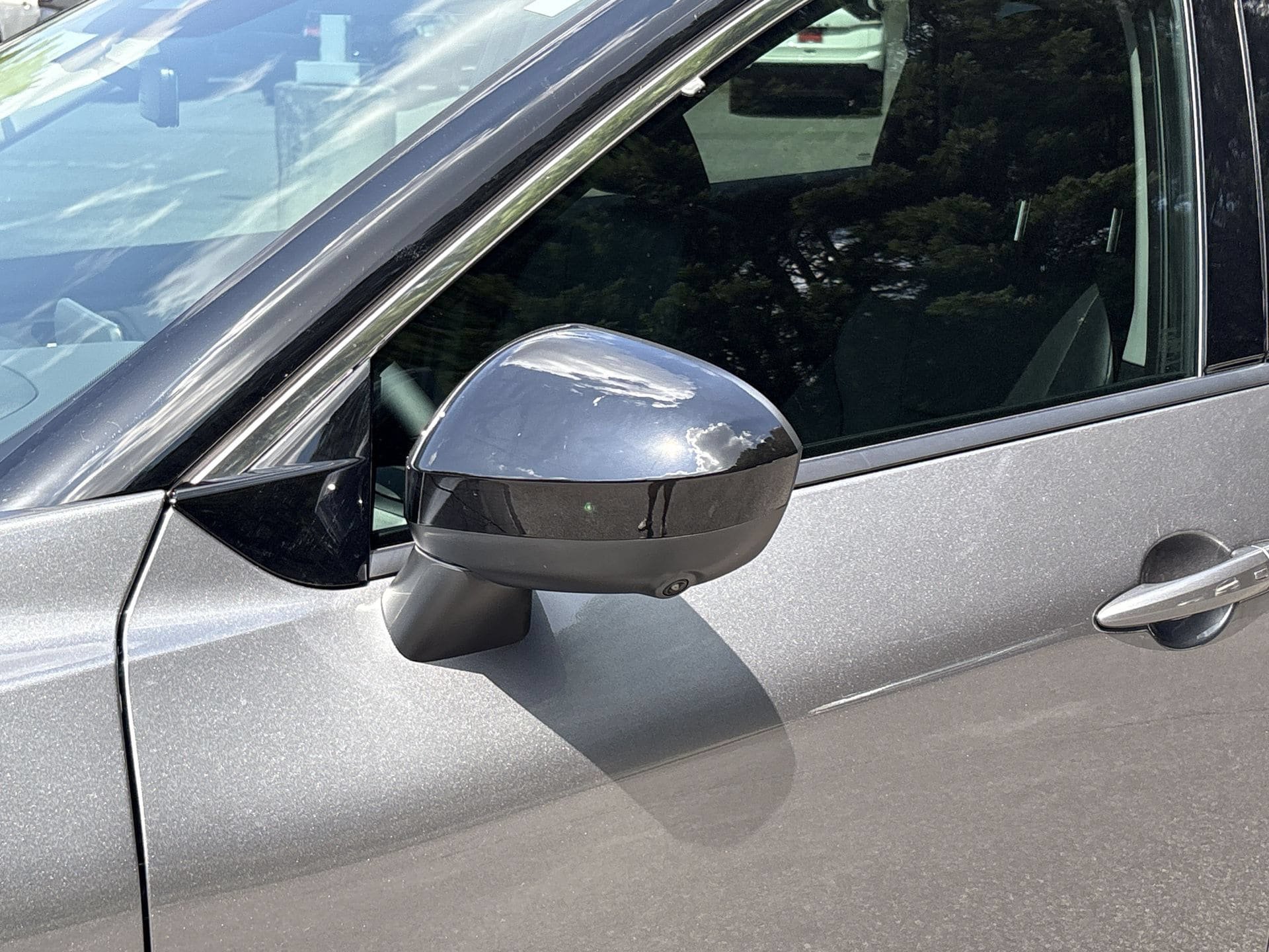 Used 2026 Nissan Rogue Dark Armor FWD image 29