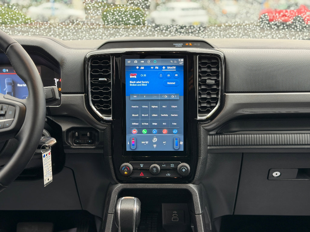 Used 2024 Ford Ranger XLT image 6