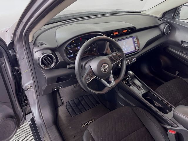 Used 2024 Nissan Kicks SV image 8