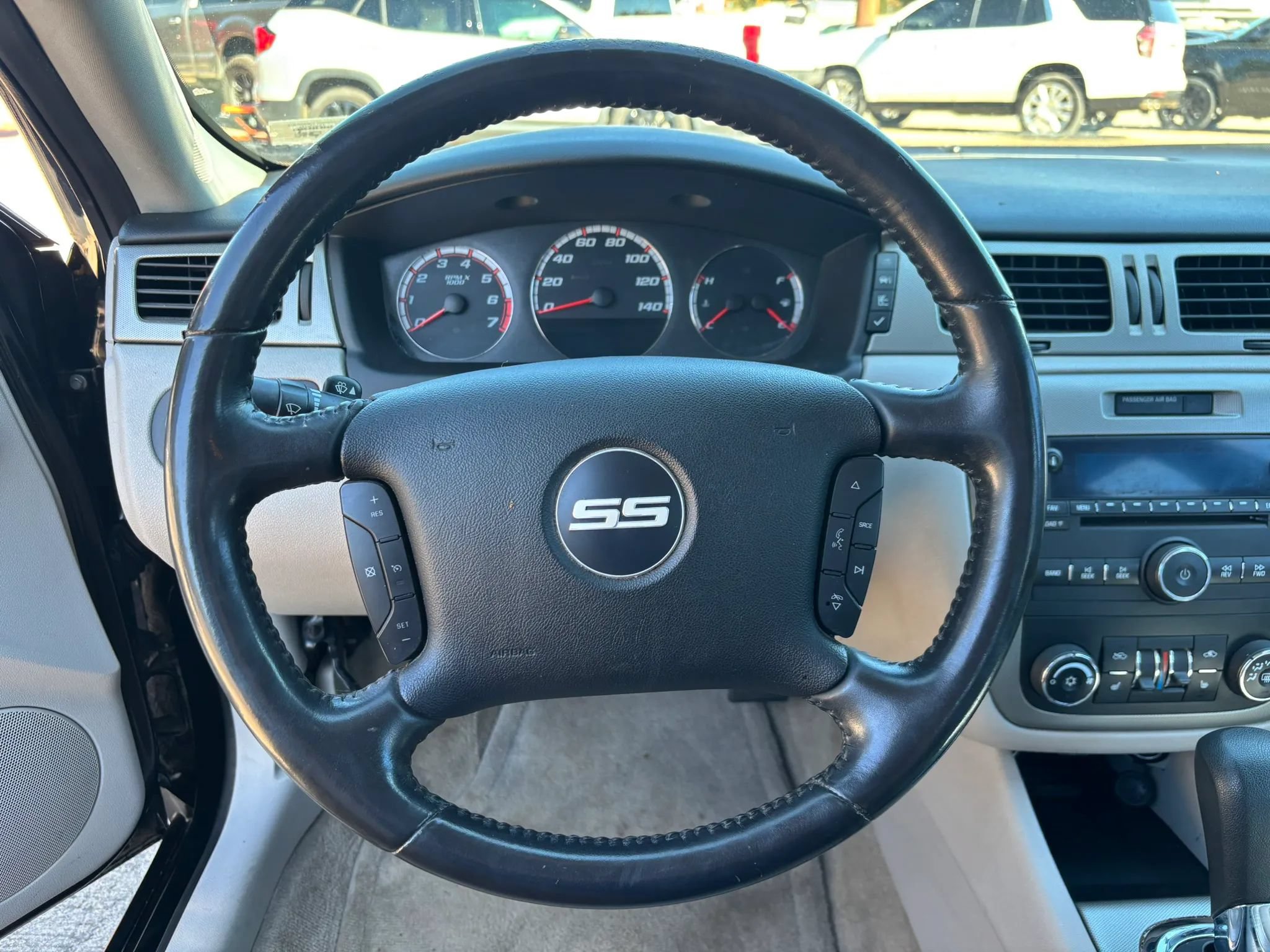 Used 2009 Chevrolet Impala SS w/ Convenience Package FWD image 26