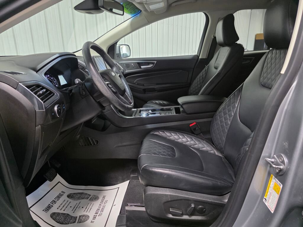 Used 2023 Ford Edge Titanium w/ Cargo Accessory Package AWD/4WD image 9