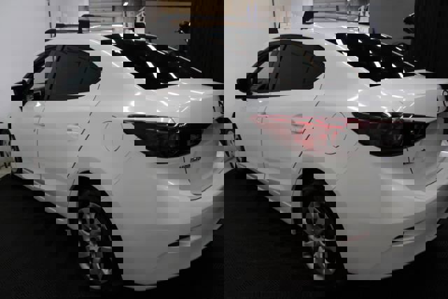 Used 2018 MAZDA MAZDA3 Sport image 7