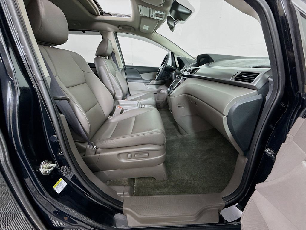 Used 2017 Honda Odyssey EX-L image 28