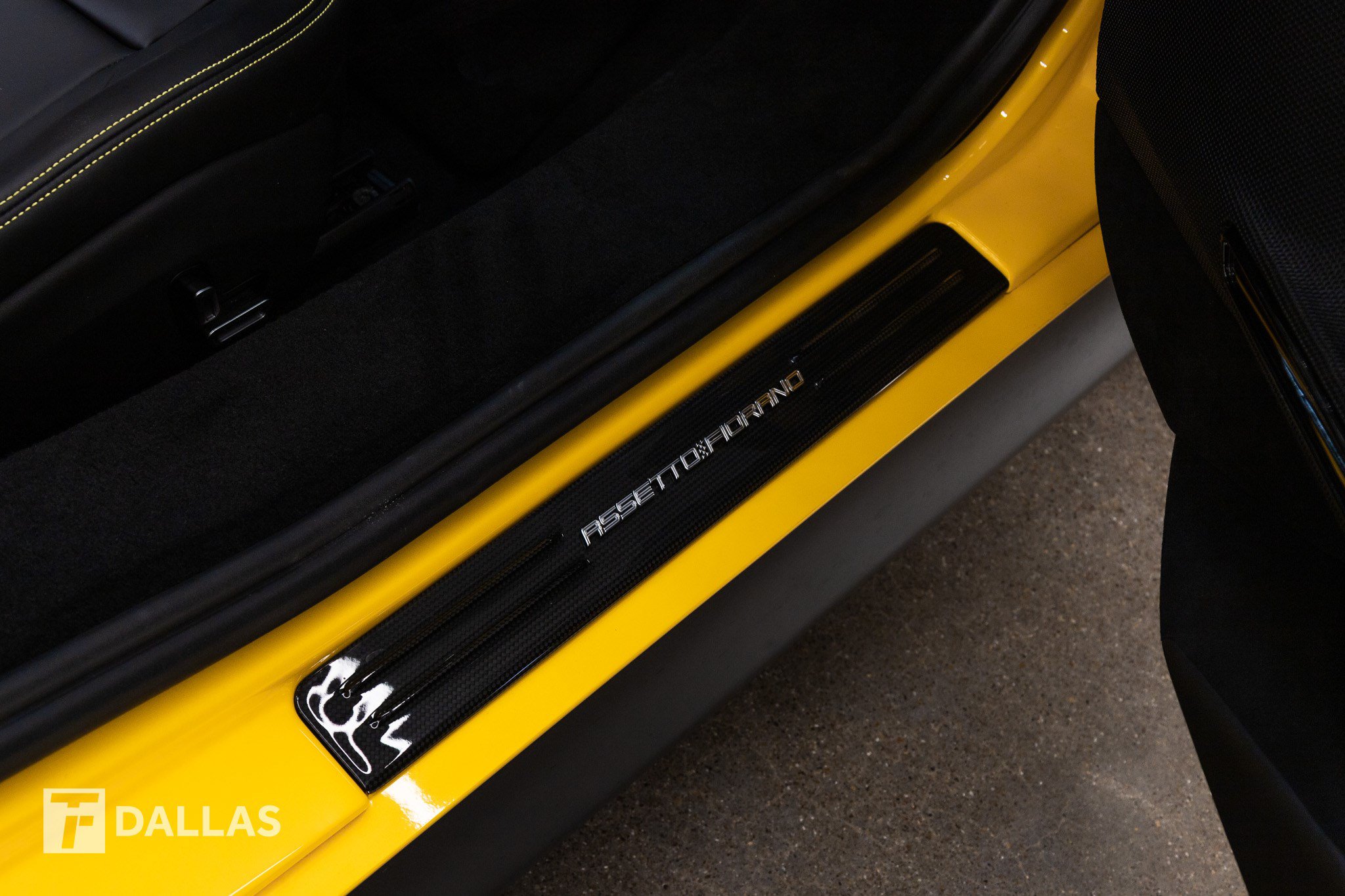 Used 2024 Ferrari SF90 Spider AWD/4WD image 39