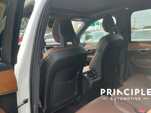 Certified 2022 Volvo XC90 T6 Momentum AWD/4WD image 23