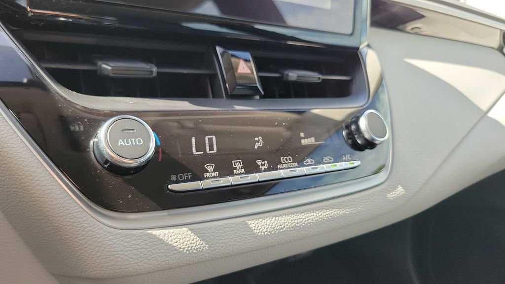 Certified 2025 Toyota Corolla LE FWD image 18