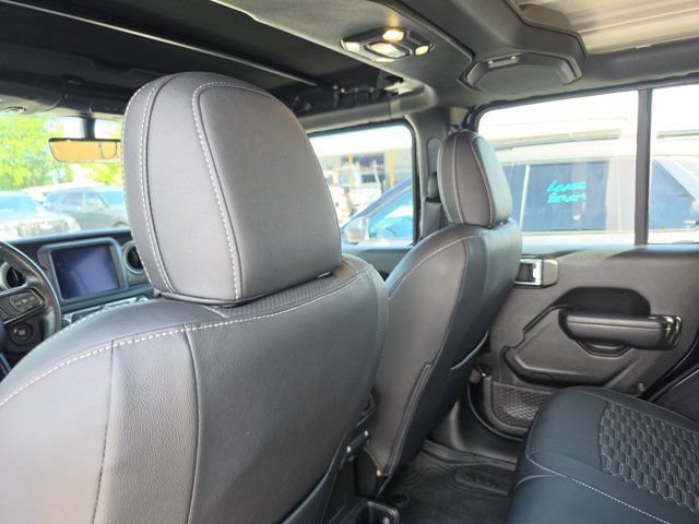 Used 2022 Jeep Wrangler Unlimited Sport AWD/4WD image 15