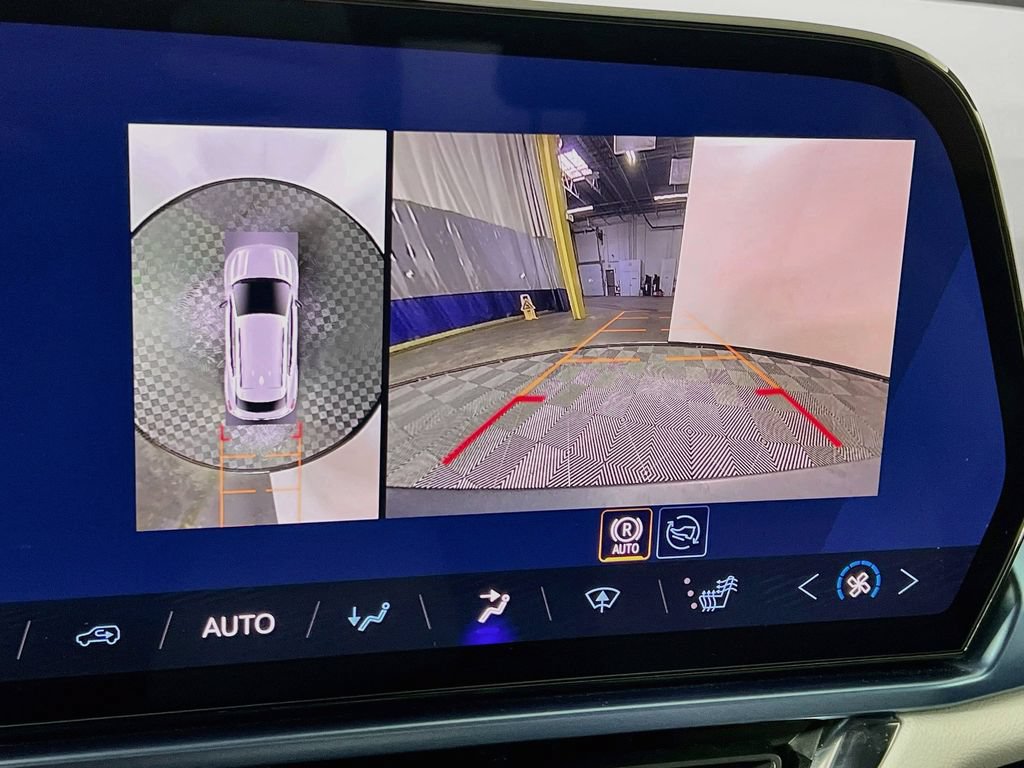 New 2026 Chevrolet Equinox EV LT FWD image 14