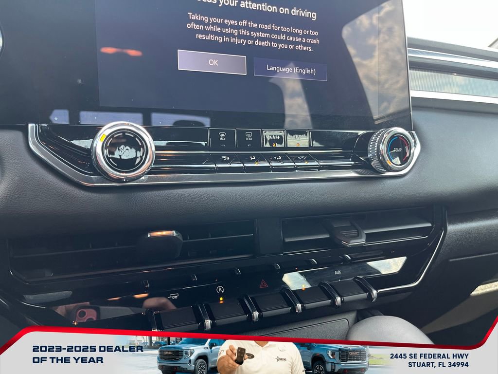 Used 2025 GMC Canyon Elevation image 29