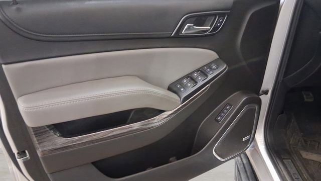 Used 2017 Chevrolet Suburban LT AWD/4WD image 29