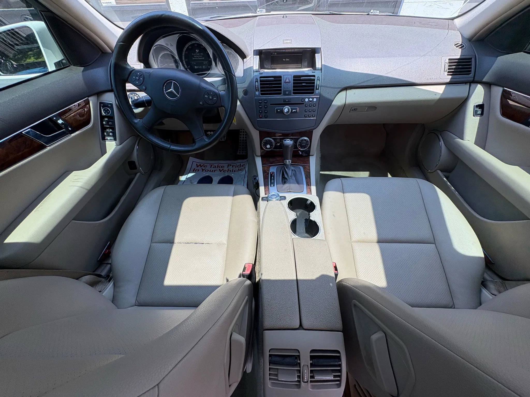 Used 2010 Mercedes-Benz C 300 Sedan image 23