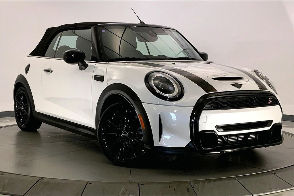 Certified 2023 MINI Cooper S image 33