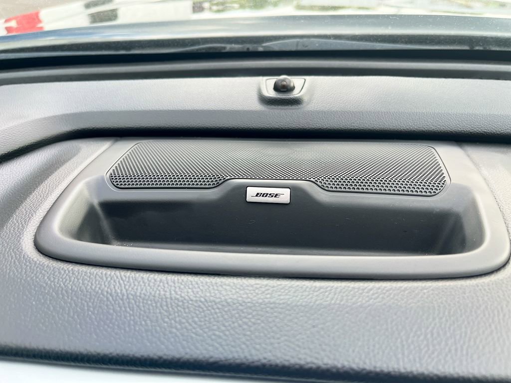 Used 2021 Chevrolet Colorado LT w/ LT Convenience Package image 32