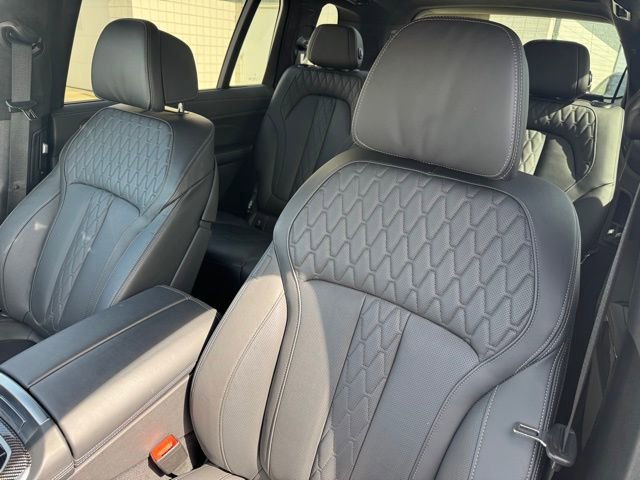 Certified 2026 BMW X7 M60i image 17