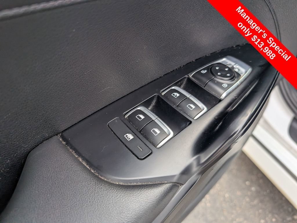 Used 2022 Kia K5 LXS image 15