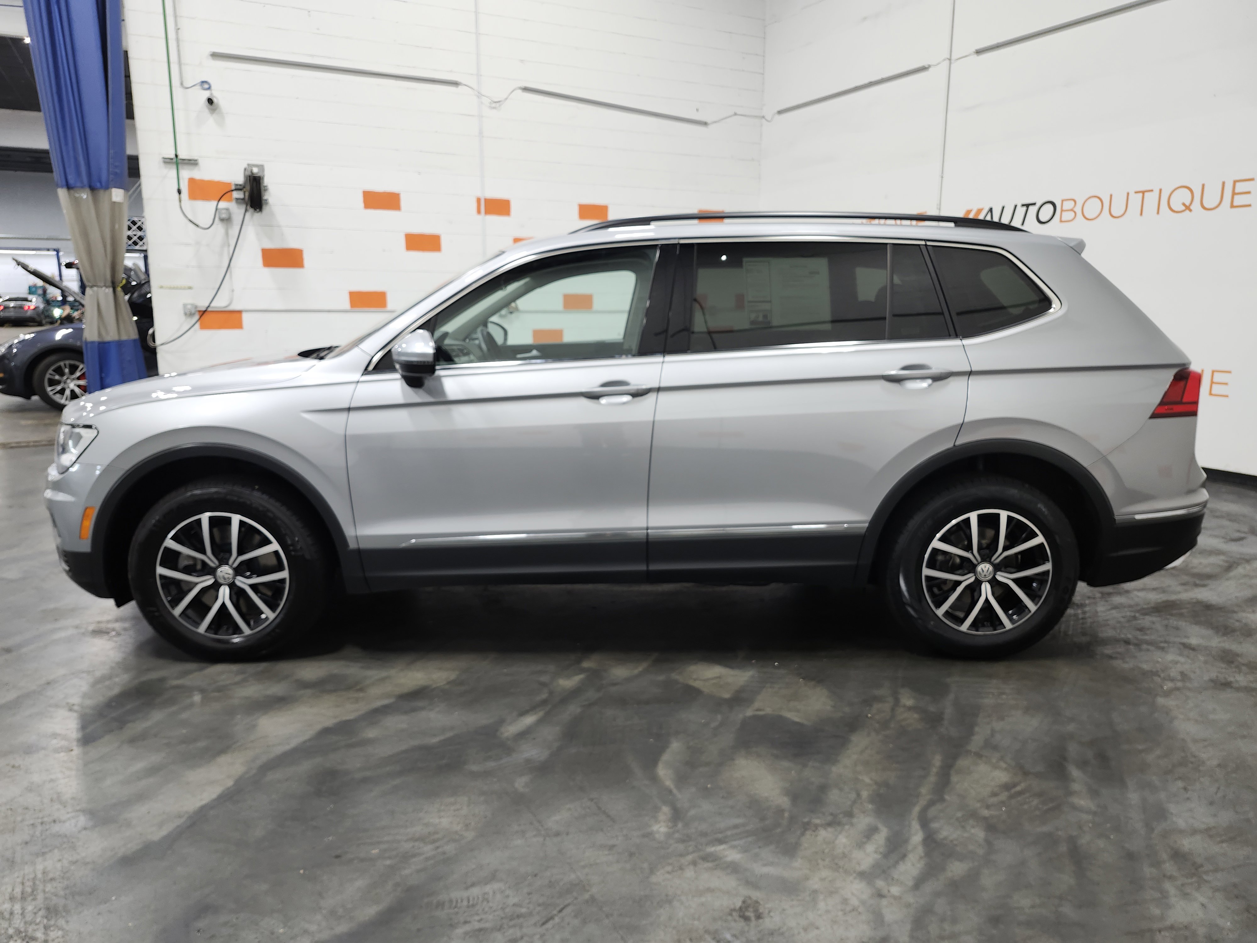 Used 2021 Volkswagen Tiguan SE FWD image 13