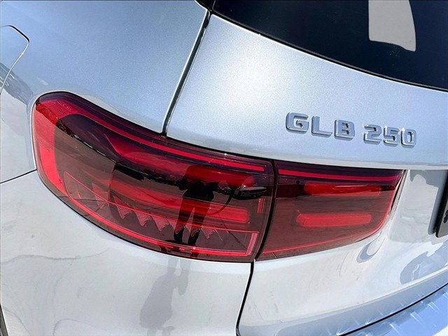 New 2026 Mercedes-Benz GLB 250 image 27