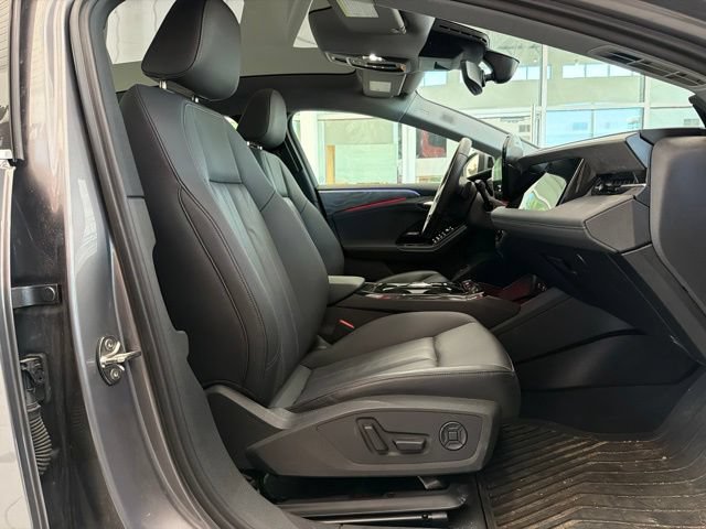 Used 2025 Audi A6 e-tron Premium Plus w/ Premium Plus AWD/4WD image 16