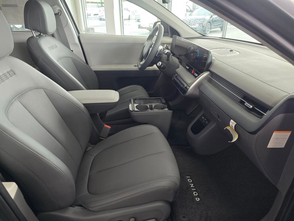 New 2025 Hyundai Ioniq 5 SEL AWD/4WD image 29