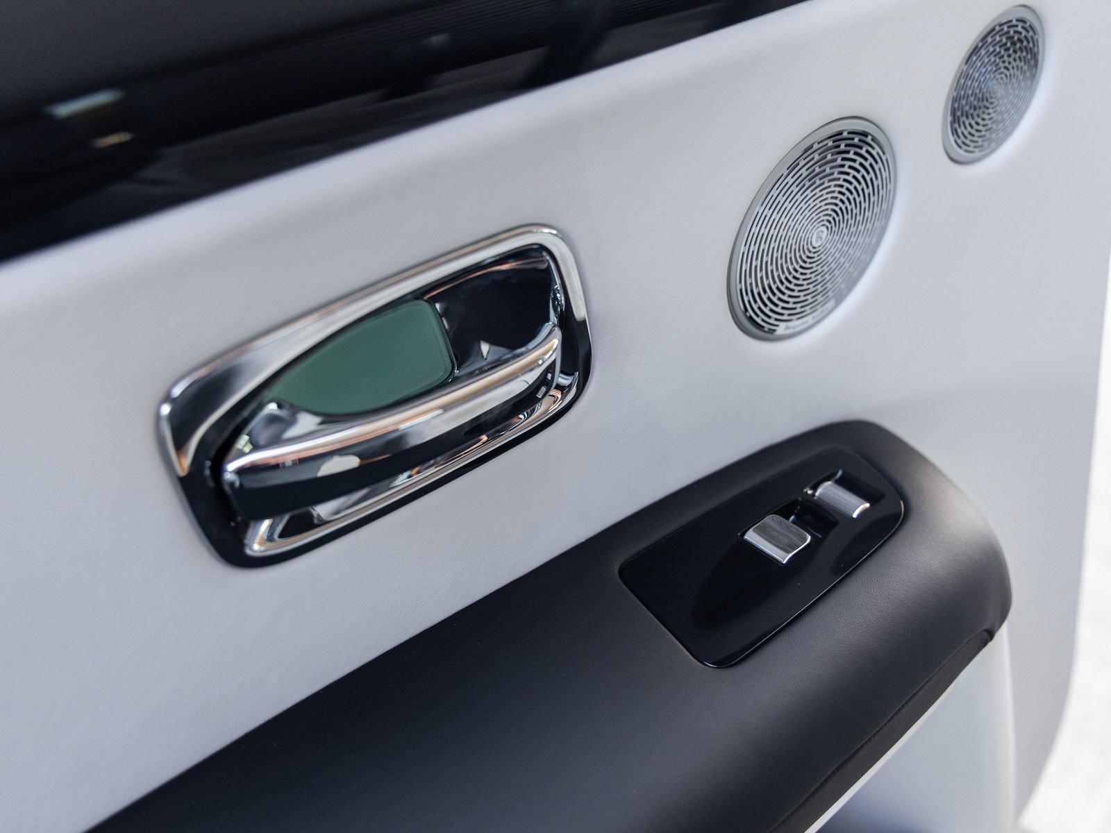 New 2027 Rolls-Royce Ghost AWD/4WD image 40