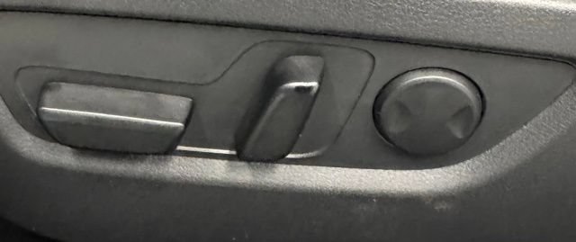 Used 2025 MAZDA CX-30 AWD 2.5 S w/ Premium Package image 21