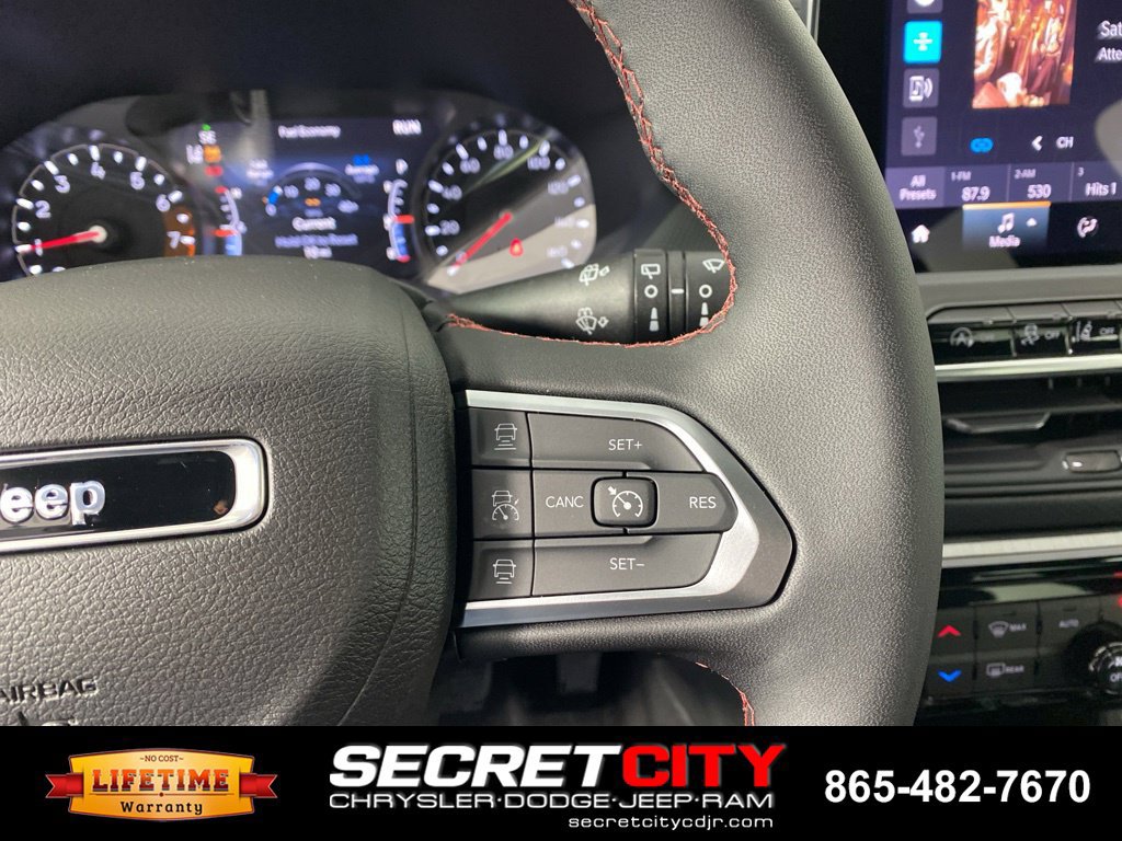 New 2026 Jeep Compass Trailhawk AWD/4WD image 18