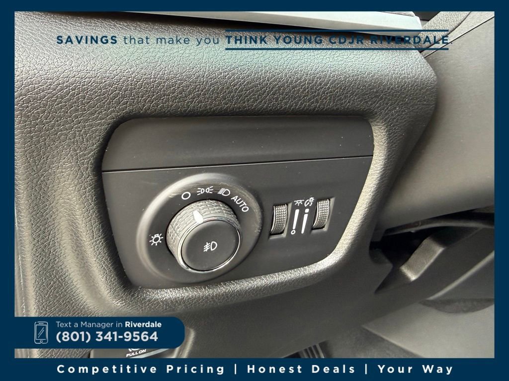 New 2025 Jeep Grand Cherokee L Limited w/ Trailer Tow Package image 14