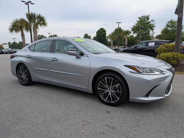 Used 2025 Lexus ES 350 w/ Premium Package image 2