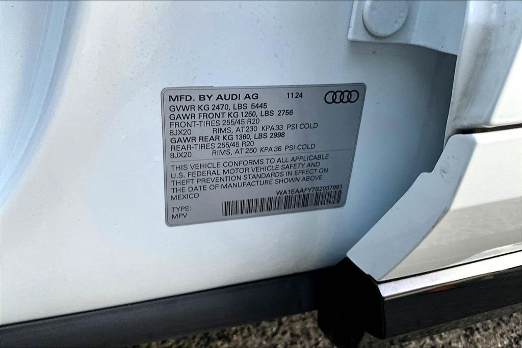 Certified 2025 Audi Q5 2.0T Premium Plus AWD/4WD image 19