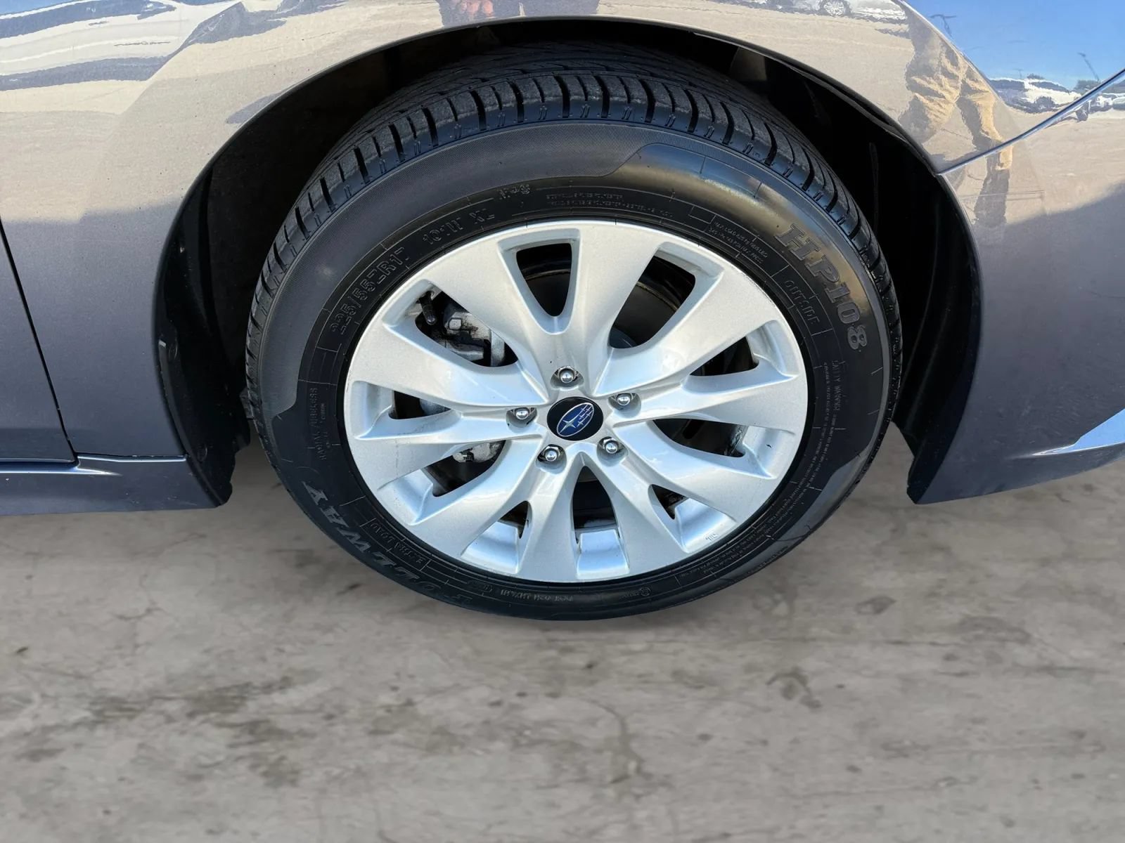 Used 2015 Subaru Legacy 2.5i Premium AWD/4WD image 46