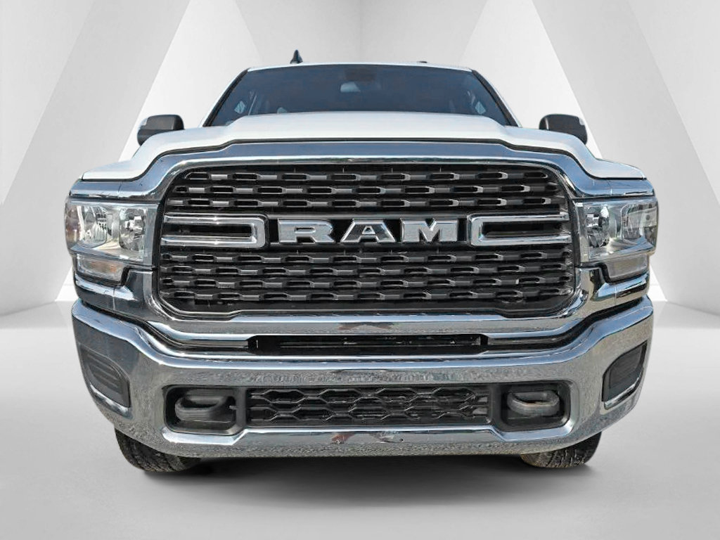 Used 2022 RAM 2500 Big Horn AWD/4WD image 3
