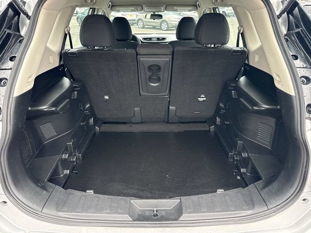 Used 2018 Nissan Rogue S FWD image 14