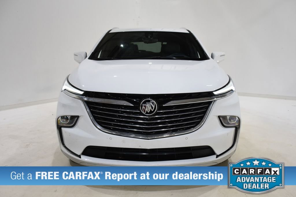 Used 2024 Buick Enclave Premium image 2
