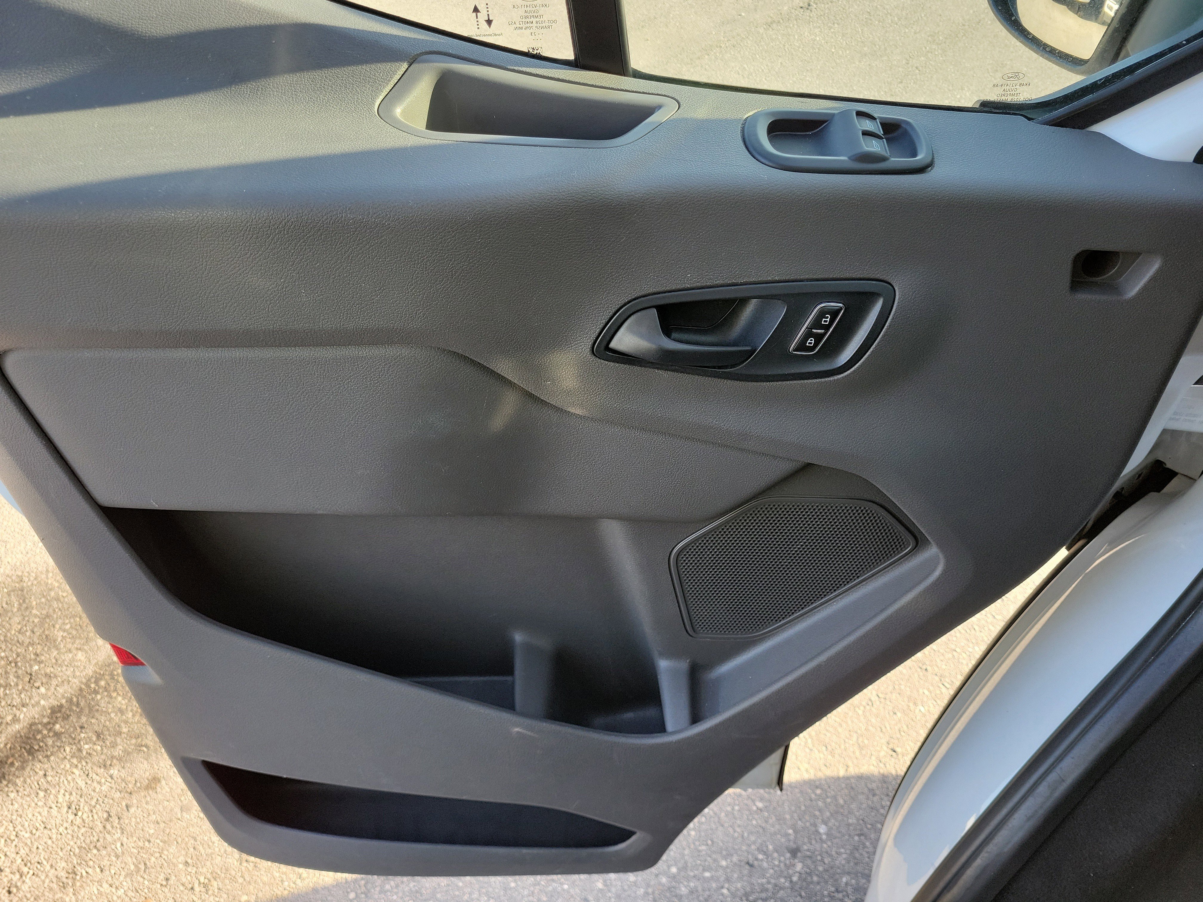 Used 2023 Ford Transit 350 XLT image 30