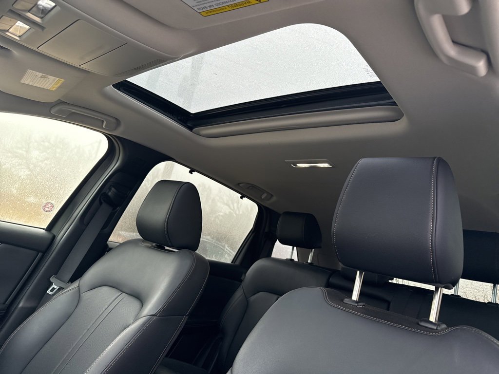 Certified 2025 MAZDA CX-70 3.3 Turbo w/ Preferred Package image 6