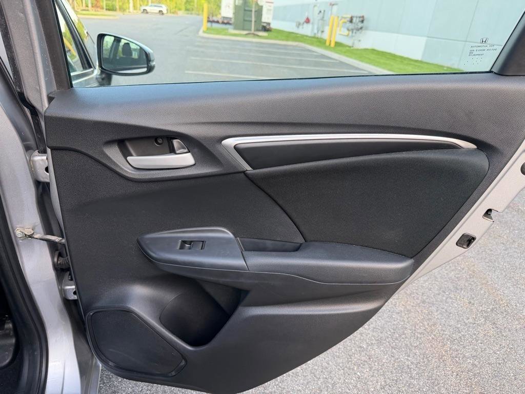 Used 2018 Honda Fit LX image 16