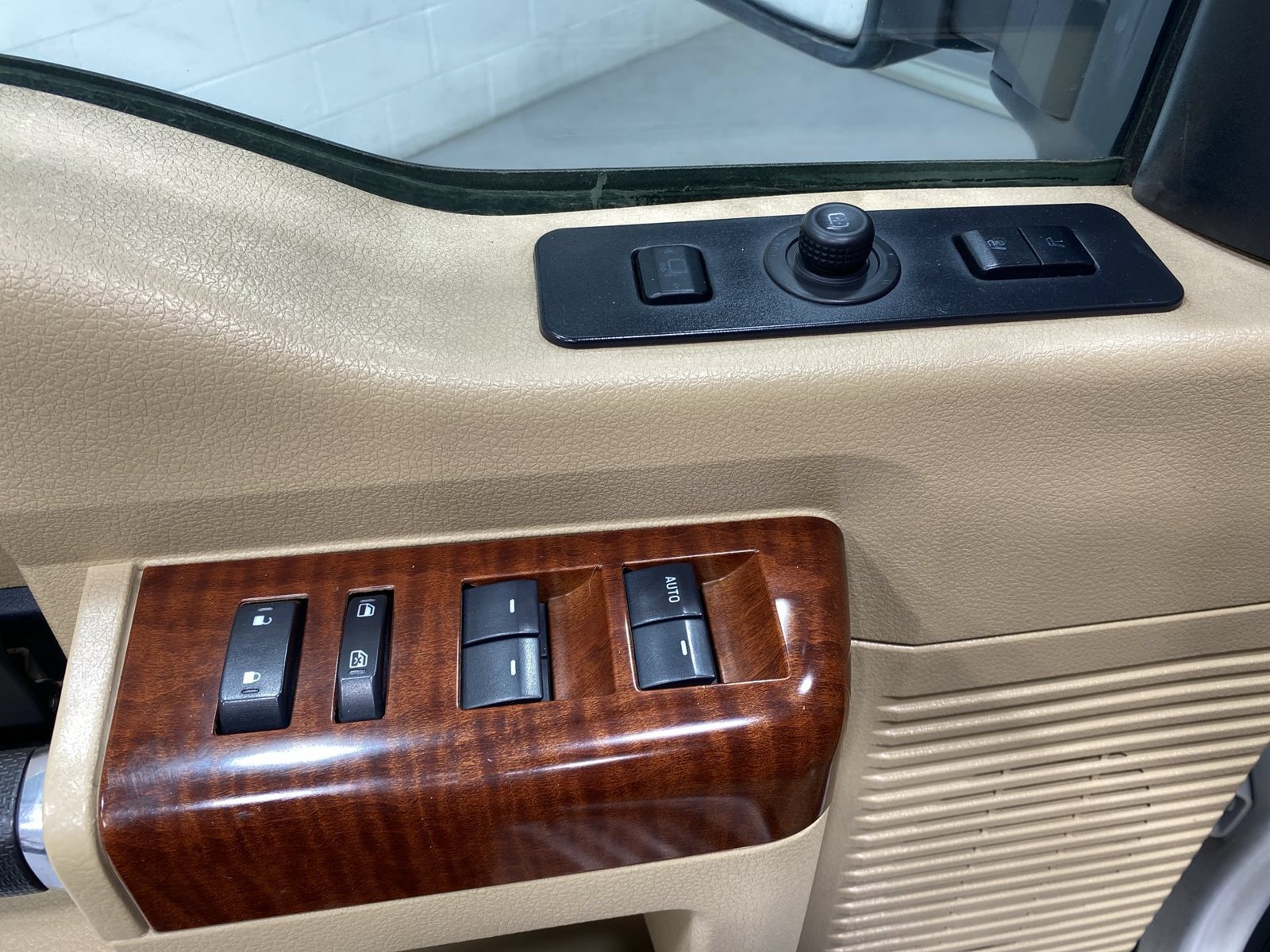 Used 2011 Ford F350 King Ranch AWD/4WD image 13