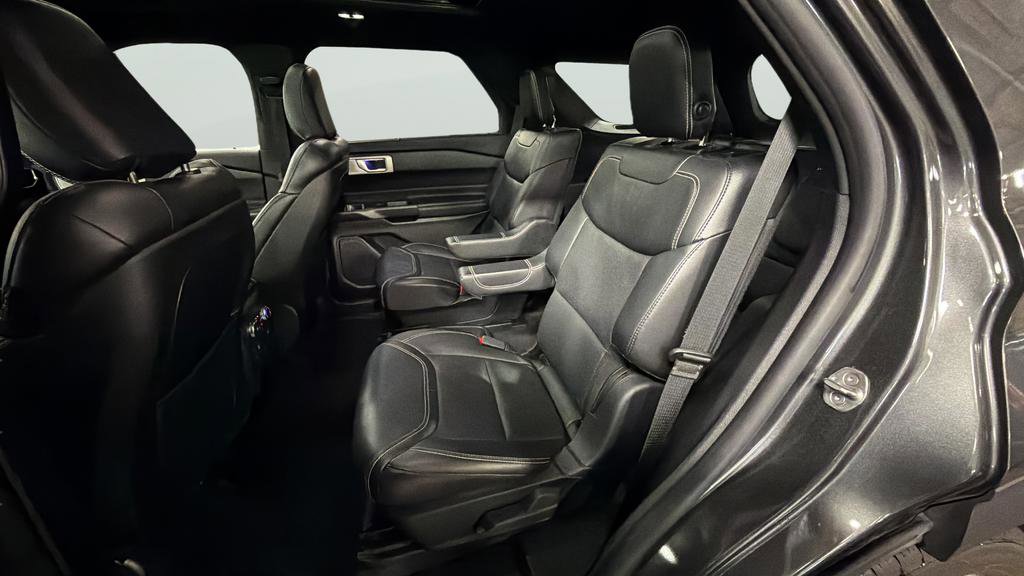 Used 2020 Ford Explorer ST w/ Premium Technology Package image 34