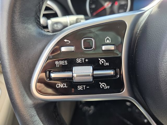Used 2022 Mercedes-Benz GLC 300 image 31