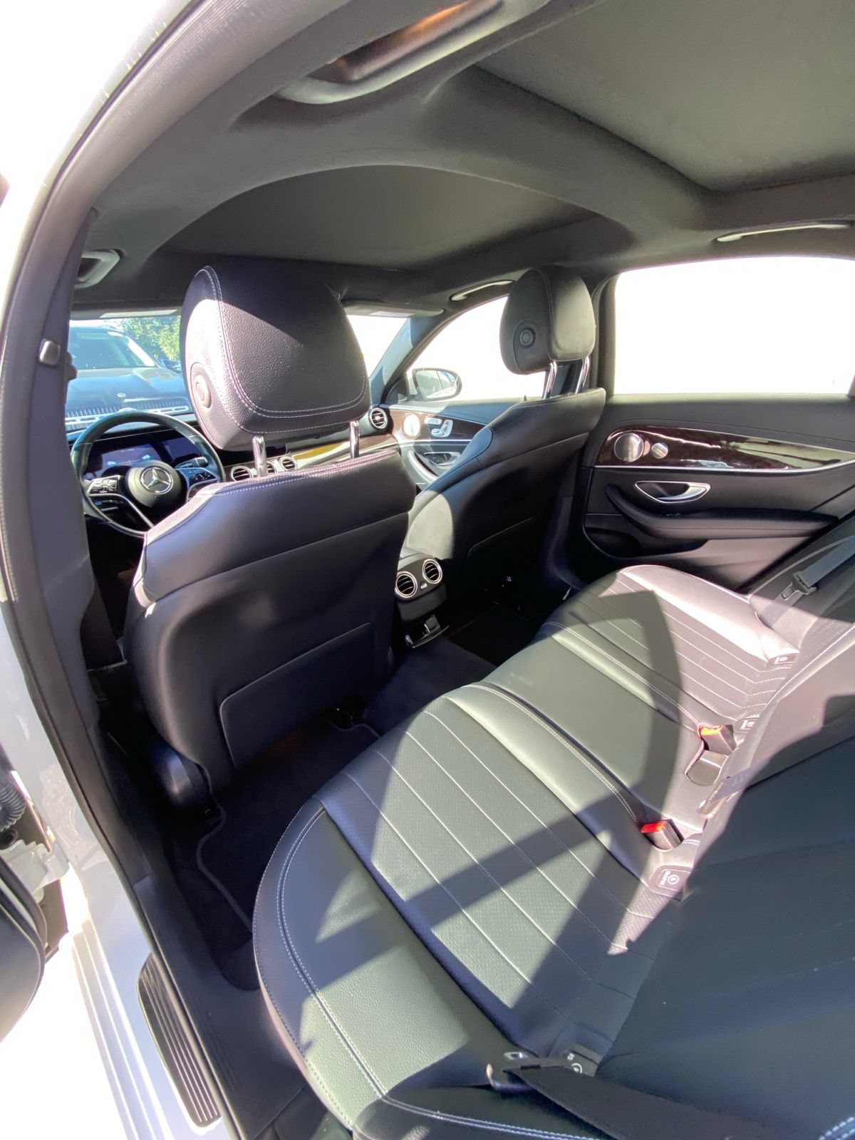 Used 2022 Mercedes-Benz E 450 4MATIC Sedan image 13