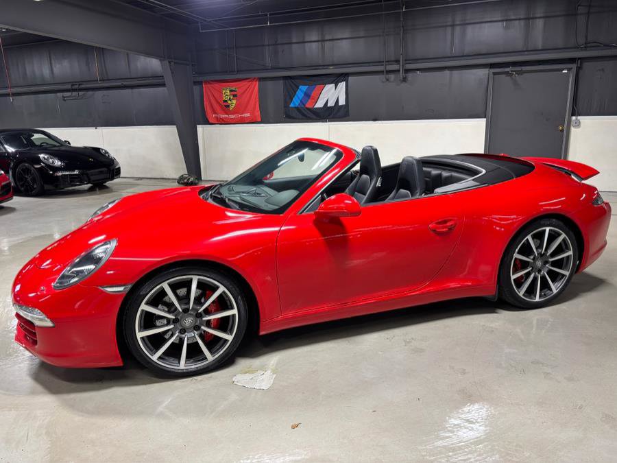 Used 2014 Porsche 911 Carrera S image 2