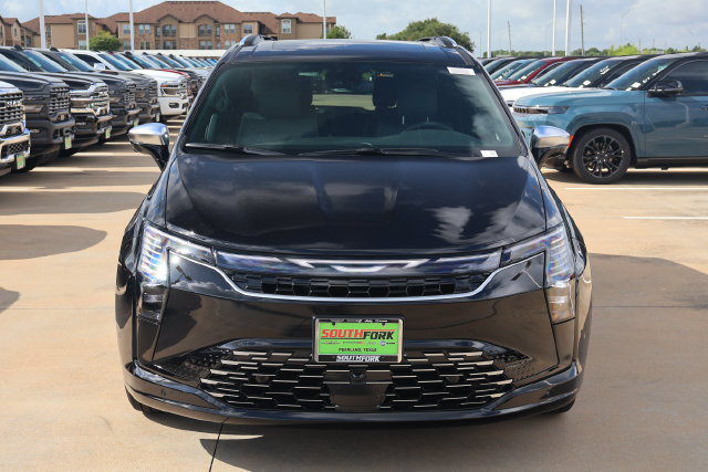 New 2027 Chrysler Pacifica Pinnacle w/ Theater Group FWD image 2
