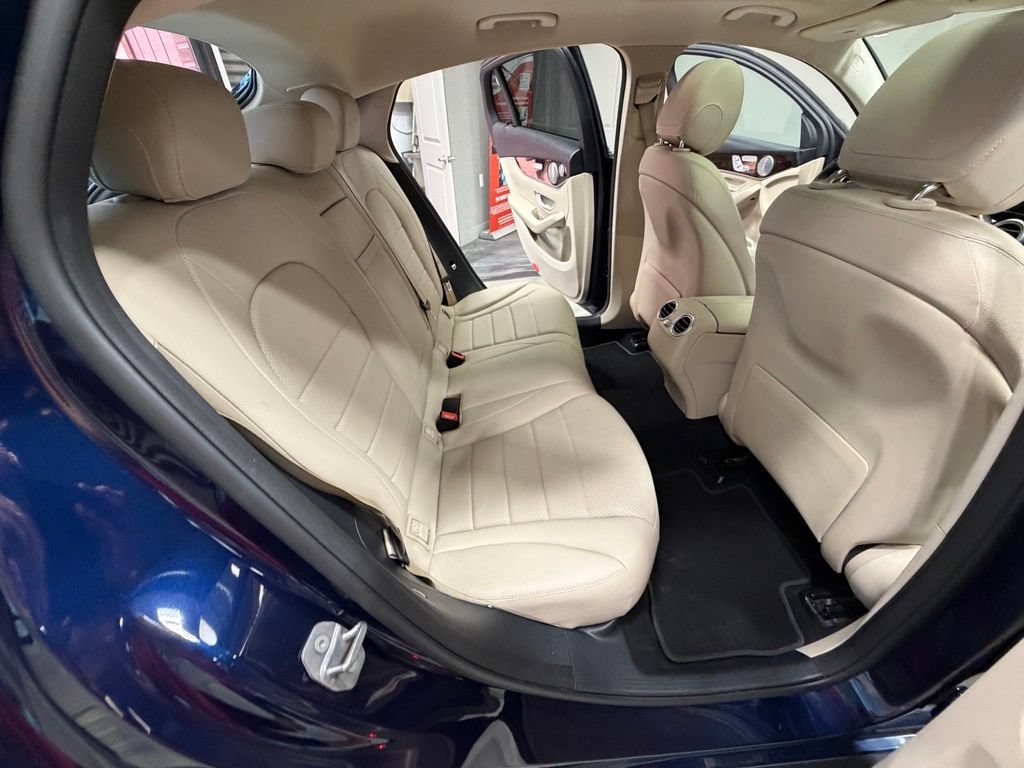 Used 2017 Mercedes-Benz GLC 300 4MATIC Coupe image 47