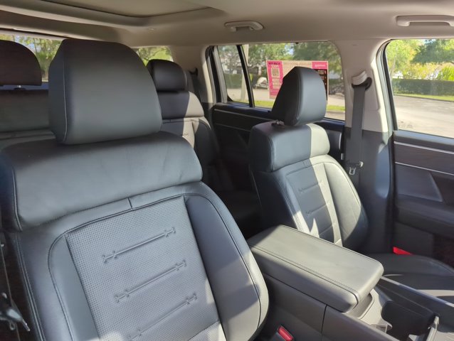 Used 2024 Hyundai Santa Fe Limited image 27