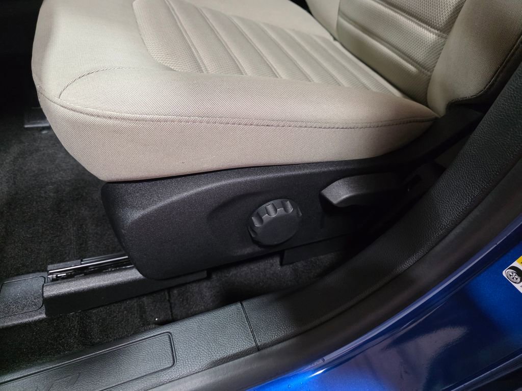 Used 2018 Ford Fusion S FWD image 15