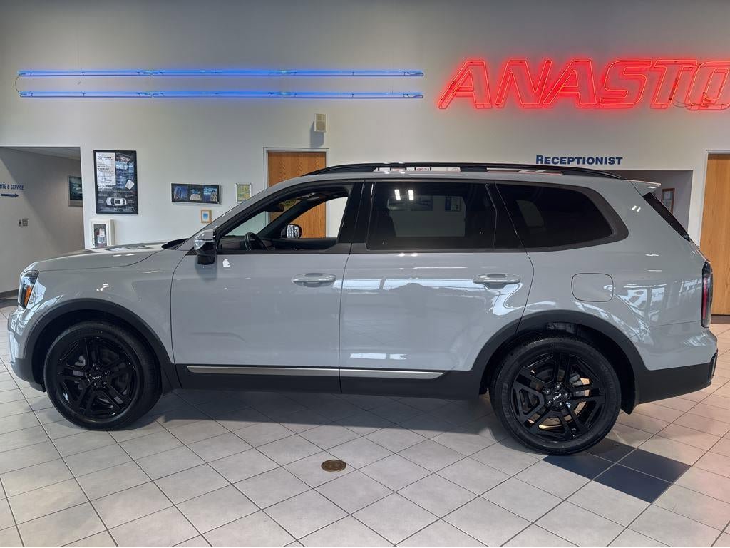 Used 2023 Kia Telluride SX X-Line AWD/4WD image 8