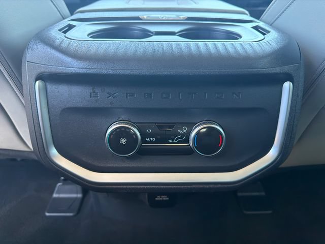 Used 2025 Ford Expedition Active AWD/4WD image 24
